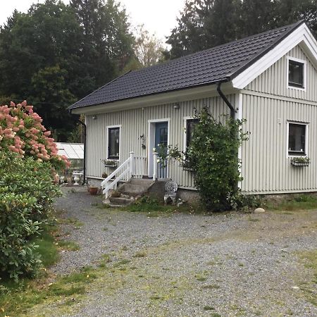 Airbnbekasberg Olofstorp ภายนอก รูปภาพ